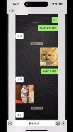 推特大神【曹长卿】7月最新约操，穿油光丝袜的御姐模特，给自己足交，各种姿势操爽 微胖学生妹，娇喘不断 截图15