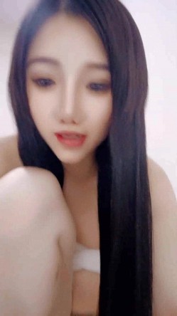 逼毛多性欲望全程露脸颜值高的美女一个人精彩大秀直播，道具抽插骚逼自己抠，淫水多多叫的好骚精彩不要错过 截图13