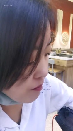 人妻淫妇！~【放肆的水娃】，无套啪啪，开车途中露出，马路边操逼，刺激，口交毒龙淫妇太给力，骚爆了 截图16