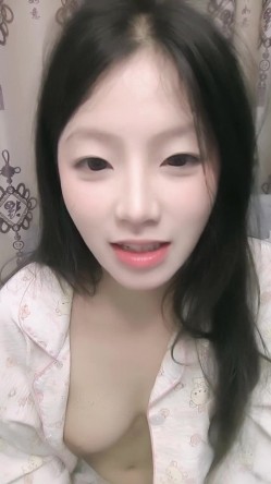 顶级纯欲学妹【你的小月月】长发大奶圆又挺 皮肤细腻 长腿翘臀 美翻了 猛操 颜射 截图3