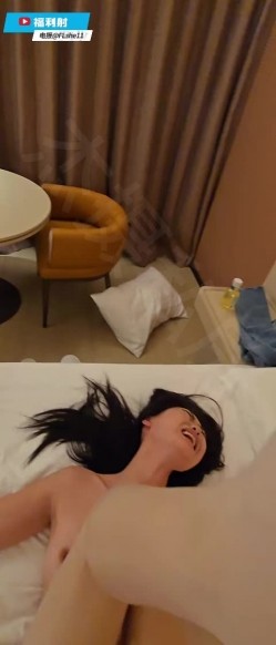 高质约啪摄影师【杰摄私房】最新付费群福利，打桩后入各种类型骚模特 截图10