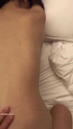 骚货中的天花板，抖音巨乳网红顾灵曦和土豪1V1视频 豪乳S型完美身材灵活舌头你能撑几秒 截图11