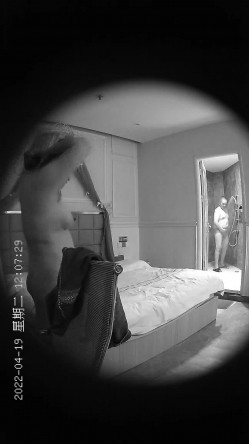 【最新流出解密 ️安防摄像头】猥琐姐夫偷情漂亮小姨子连操两次 叫声淫叫“姐夫 再来一次啊”超清3K原版 截图1