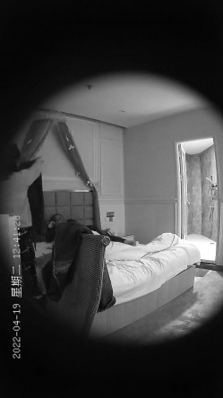 【最新流出解密 ️安防摄像头】猥琐姐夫偷情漂亮小姨子连操两次 叫声淫叫“姐夫 再来一次啊”超清3K原版 截图13
