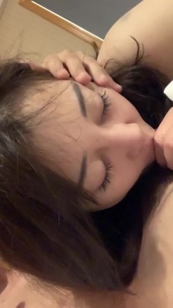 顶级老牌泡良大神「DR.CHEN」「GWQH」付费资源 专约女网黄包括阿朱，调教女大舔脚肛交毒龙喝尿三小时 截图13
