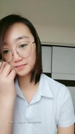 【研究生无奈】学霸下海历程13天全收录，理科学霸，从网贷的漩涡，到卖肉的泥潭，讲述跟前男友的性爱，从最初的拘谨到黑牛道具都精通 截图6
