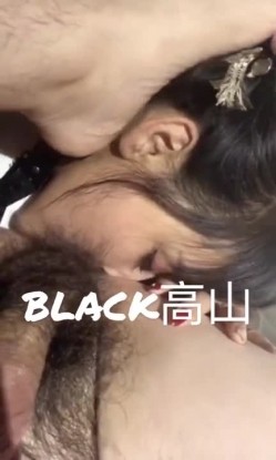 字母圈调教大神『black高山』把高冷性感女神调教成精厕母狗，极品大长腿反差婊 被操爽了白浆直流 肏肿小穴颜射小嘴 截图6
