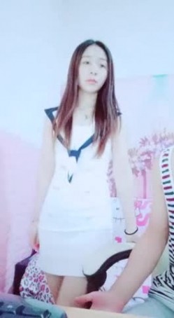 男俊女美 情侣主播双双露脸收费开秀 口交啪啪 玩的姿势不少 妹子真是颜值好身材也苗条 截图1
