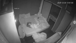 黑客破解家庭网络摄像头偷拍口活不错的年轻夫妻日常性生活喜欢六九式 截图1