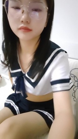 校花下海！超级清纯超漂亮~【大一学生】，楚楚可怜的小眼神，瞬时勾起一众大哥的保护欲 截图2