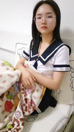 校花下海！超级清纯超漂亮~【大一学生】，楚楚可怜的小眼神，瞬时勾起一众大哥的保护欲 截图4