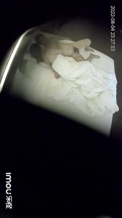 最新乐橙酒店偷拍 ️几对男女开房啪啪男的给女炮友舔逼 截图11