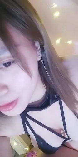 美女主播穿SM情趣装 两个大奶甩外面看着很是诱惑道具JJ自慰呻吟给力不要错过 截图1