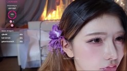 ️人气女神【Kiki-2025】女神强势回归！护士紫色丝袜、口爆，拉珠 边喷边搅 截图1