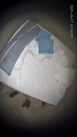 酒店偷拍 年轻情侣开房小哥开干前先给漂亮女友拍个淫照口爆后入不能少 截图13