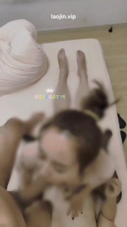 绿帽90后淫妻。【北京夫妻】，极品白富美小少妇，微露脸 截图12