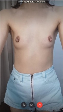 线上招聘内衣模特,套路应聘想当模特的美女,全方位无死角展示身材 截图13