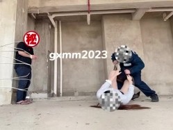 极品蛮腰肥臀反差骚母狗婷gxmm各种人前露出户外啪啪3P群P公园打炮吓坏保洁大叔 截图3