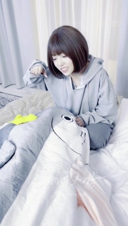 【超美高端 ️罕见露脸露点】极品CosPlay爆机少女【喵小吉】六月新作 超合金 咸鱼外骨骼装甲 搞笑花絮 超清4K原版 截图4