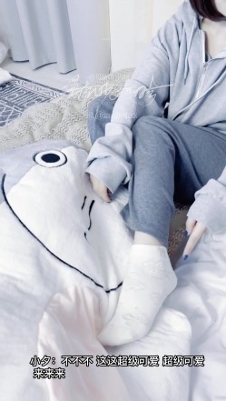 【超美高端 ️罕见露脸露点】极品CosPlay爆机少女【喵小吉】六月新作 超合金 咸鱼外骨骼装甲 搞笑花絮 超清4K原版 截图11