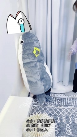 【超美高端 ️罕见露脸露点】极品CosPlay爆机少女【喵小吉】六月新作 超合金 咸鱼外骨骼装甲 搞笑花絮 超清4K原版 截图16