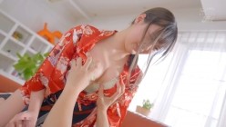 JUNY-097 たわわに実った105cmHcupが激揺れ！天然剛毛をびっしょり濡らして感じまくる爆乳むっちり専門学生 岡本莉里AVデビュー！ 截图1