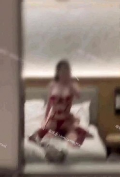 明星颜值尤物御姐【南理香】天花板级 风情万种的小姐姐，极品S级身材 白虎粉穴要被撑破！ 截图9