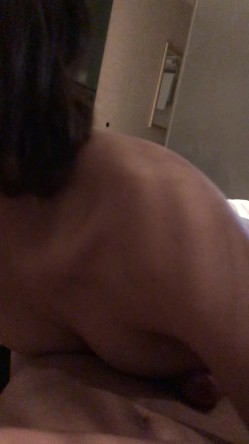 【情侣泄密大礼包】多位反差女友的真实面目被曝光（15位美女良家出镜）清纯的外表下隐藏着一颗骚动的心 截图6
