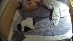 酒店偷拍连续入住几天的大学情侣身材不错的马尾女和男友三天的性爱生活 截图9