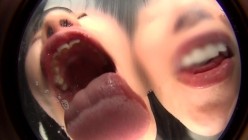 EVIS-391 挑発レズキス見せつけ染み付きパンティ手コキ 截图2
