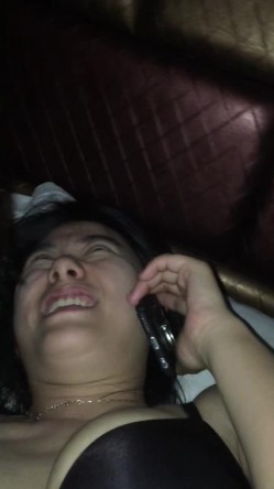 云盘露脸泄密，对话真实淫荡，医院护士终极反差良家人妻少妇【佳慧姐】偸情与出轨男大玩性爱自拍 截图4