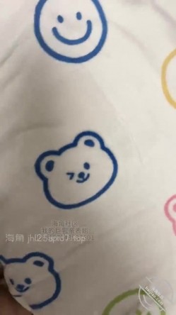 乱伦大神【我的巨乳亲表姐】钻石贴2部，吃完姐夫的鸡巴再吃我的，操的我姐语无伦次 截图1