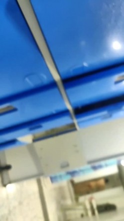 买通女同桌到女浴室偷录脱光衣服洗澡的同班女同学 截图12