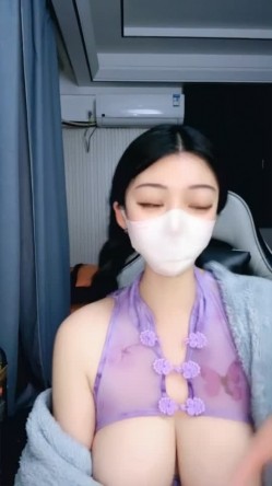 兄弟们 超级大奶子 巨大无比【最爱喝奶茶】甩奶舞 性感内衣超好身材 看着就是爽 截图11