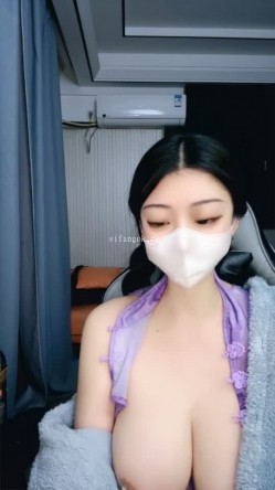 兄弟们 超级大奶子 巨大无比【最爱喝奶茶】甩奶舞 性感内衣超好身材 看着就是爽 截图13