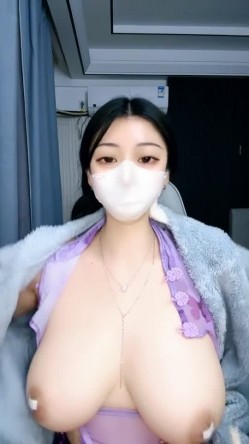 兄弟们 超级大奶子 巨大无比【最爱喝奶茶】甩奶舞 性感内衣超好身材 看着就是爽 截图14