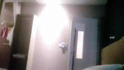 【秦少会所探花】，偷拍真实攻略会所女技师，连续两天，三个少妇，都露脸都很卖力 截图2