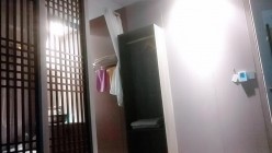 【秦少会所探花】，偷拍真实攻略会所女技师，连续两天，三个少妇，都露脸都很卖力 截图3