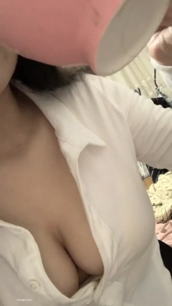 【女高童颜巨乳】应求更新 大奶校花 跳蛋 滴蜡 密码房! 挑战感官刺激 截图8