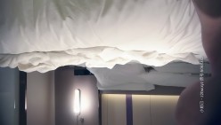 七天探花_深夜网约高颜值外围美女，沙发近景大奶晃动，精彩不容错过，加钟三场合一 截图6