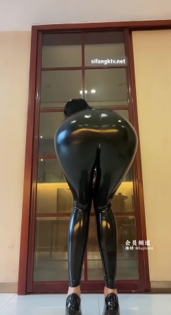《淫妻少妇控必备》一夜爆火推特顶逼王！极品身材白领美少妇【6金】最新千元频道长时劲曲抖臀裸舞，巴拉豆顶胯真心受不了 截图7