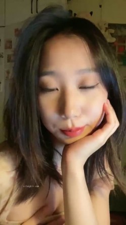 超漂亮！ ️校花级别女神~【可爱妹妹】高速狂扣穴！ ️撸到肾虚~精都不够射!! 截图7