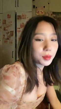 超漂亮！ ️校花级别女神~【可爱妹妹】高速狂扣穴！ ️撸到肾虚~精都不够射!! 截图9