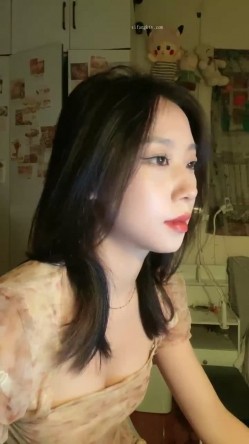 超漂亮！ ️校花级别女神~【可爱妹妹】高速狂扣穴！ ️撸到肾虚~精都不够射!! 截图12