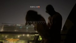 顶级美乳肥臀情侣调教博主「狗爹和小桃」《都市夜魅·粗暴占有》丝袜肥臀，骚穴又肏坏的一天，阳台之上 截图5