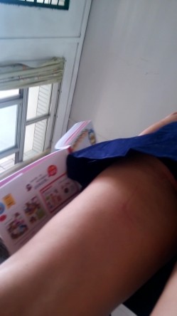 熊孩子教室CD偷拍老师裙底系列 截图3