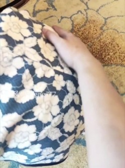极品丝袜美臀 淫妻博主【飓风】VIP粉丝交流群资源，携娇妻群P单男 淫乱盛宴 在老公面前被单男肏喷 截图10