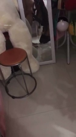 百度云泄密【良家交流群】收费交流群流出夫妻情侣分享、偷情、3P偷拍等 截图13