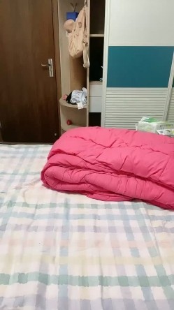 真实良家，杭州美人妻，【野花姐】，极品大奶子，卧室里搔首弄姿，好骚好让人兴奋 截图12