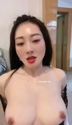 微博红人顶级九头身平面模特御姐【EvE依然】露脸私人订制第二季紫薇福利女神的蜜穴假屌一捅到底 截图3